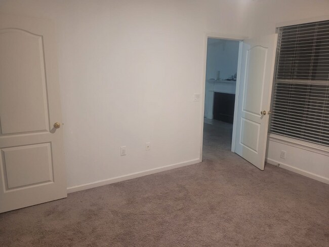 Building Photo - 17920 Villa Creek Dr