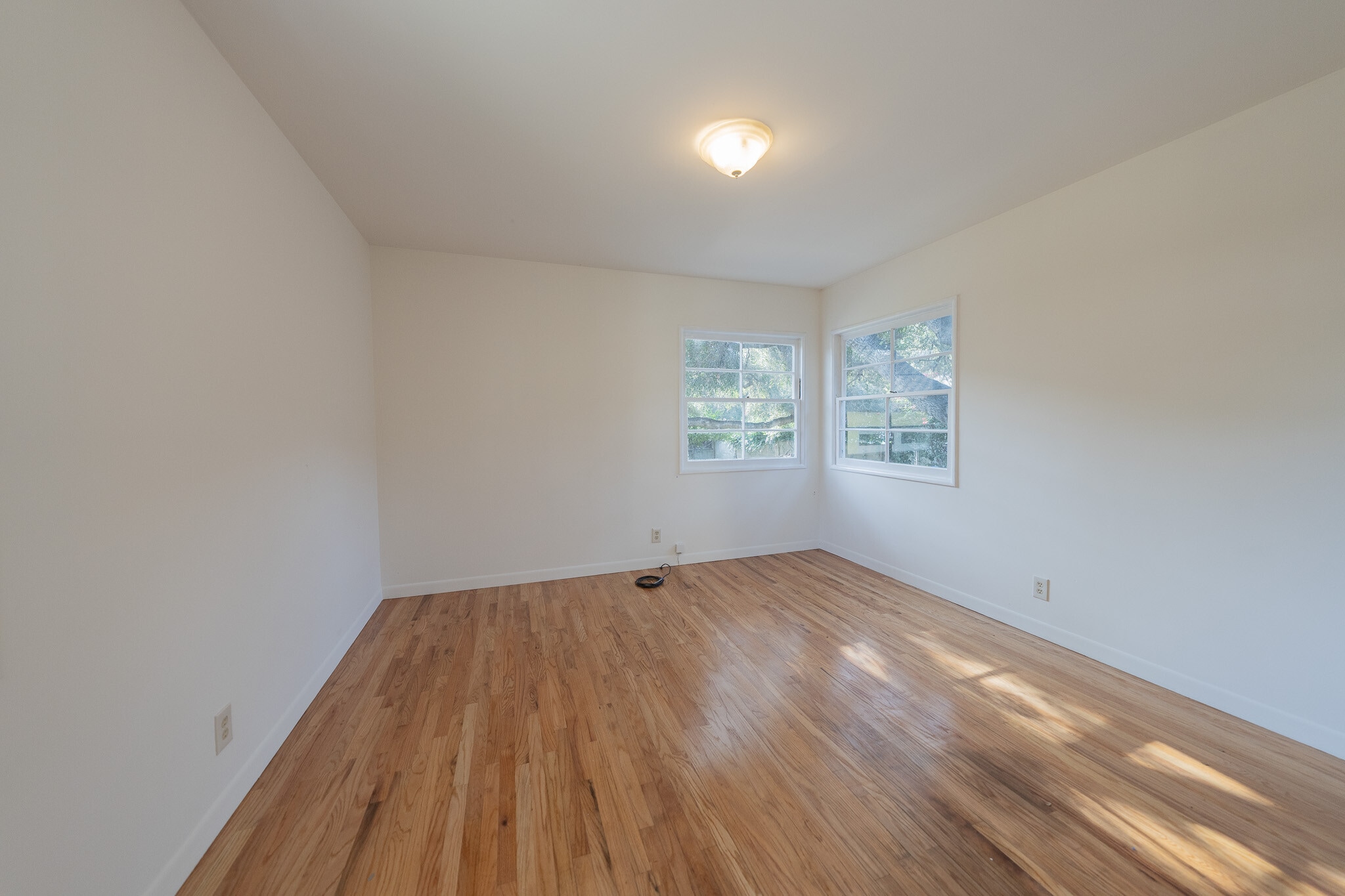 Building Photo - 3106 Honolulu Ave