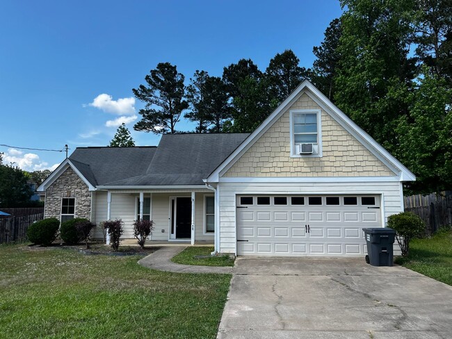 Primary Photo - Beautiful 4 bedroom 2 bath in Phenix City, AL