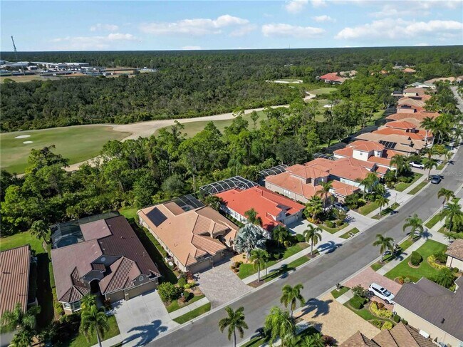 Building Photo - 1241 Creek Nine Dr