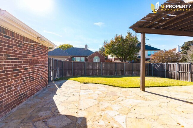 Building Photo - What's special