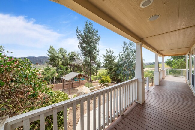 Building Photo - Escondido -Beautiful San Pasqual area ,Spa...
