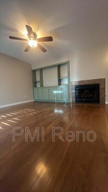 Building Photo - 3963 Kings Row