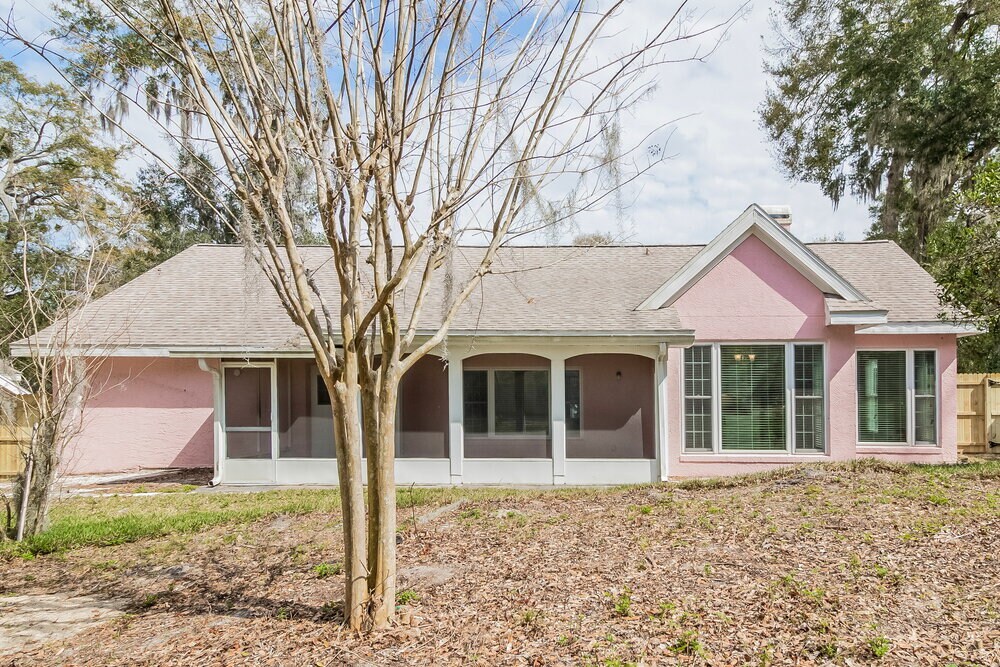 Building Photo - 1230 Glenmore Dr