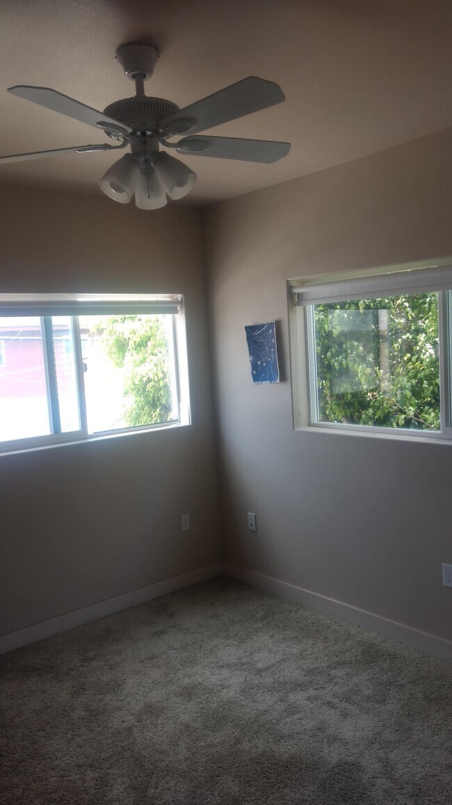 2nd floor, back bedroom - 1177 Nelrose Ave