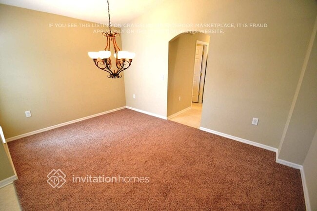 Building Photo - 12853 Raysbrook Dr