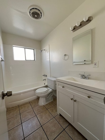 Building Photo - 4100 Arch Dr