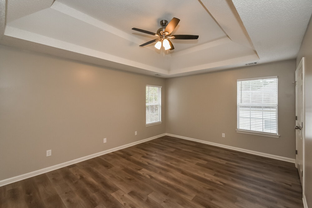 Building Photo - 3900 Majestic Way