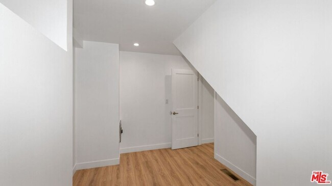 Building Photo - 5035 Escobedo Dr