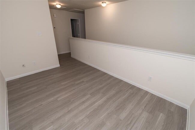 Building Photo - 3026 Junction Dr