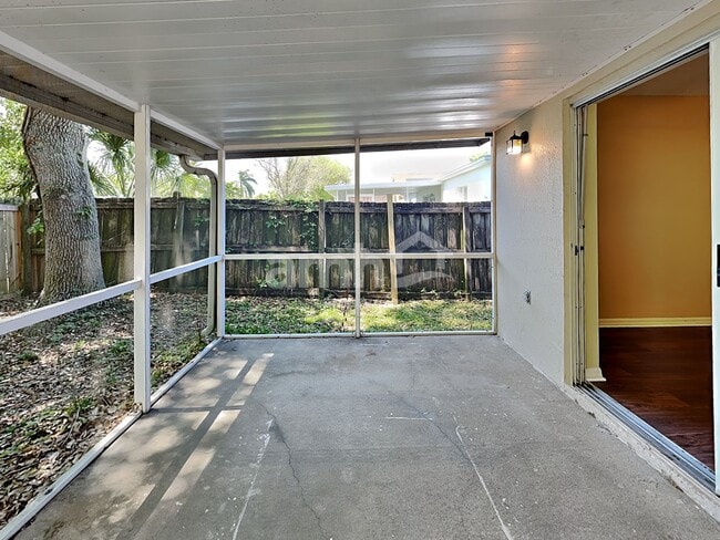 Building Photo - 2911 St James Ln