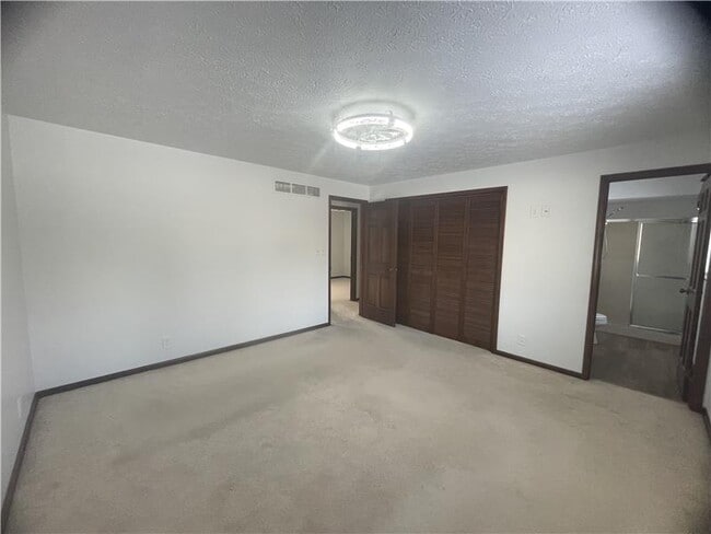 Building Photo - 820 Colliers Way