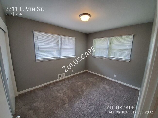 Building Photo - Half Off First Month Rent….2211 E. 9th / S...