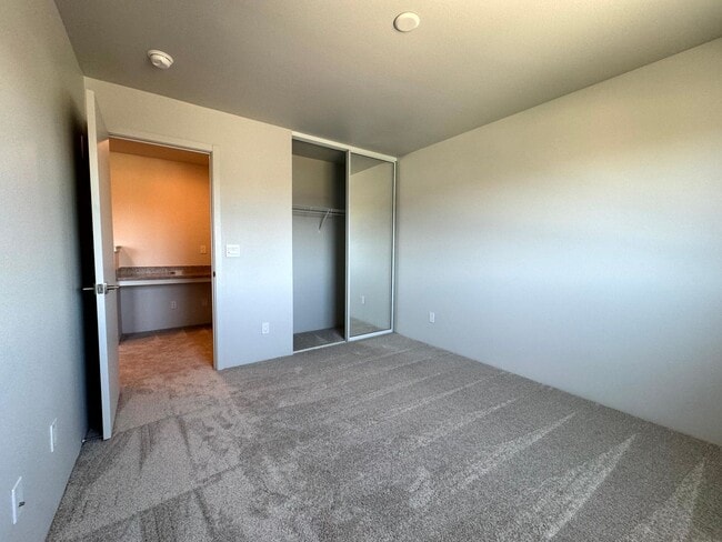 Building Photo - Brand New Home in Hoopili Kanalani - Culdesac - 4 Bed 2.5 Bath