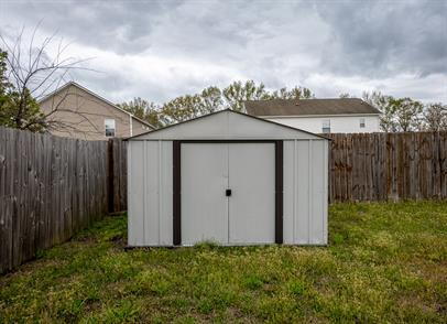 Building Photo - Available Immediately!