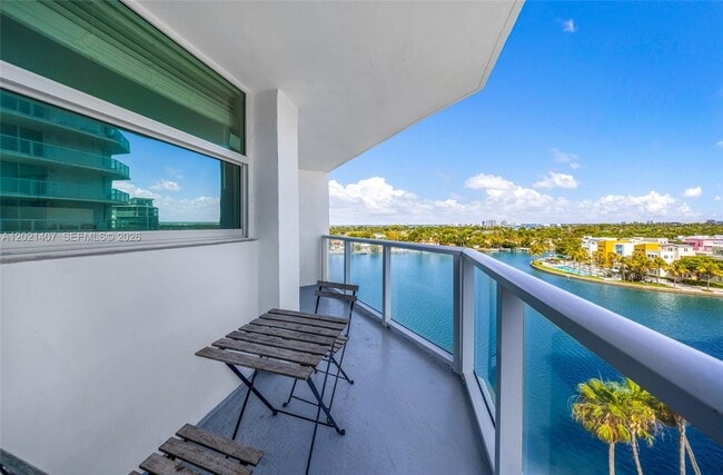 Building Photo - 5880 Collins Ave