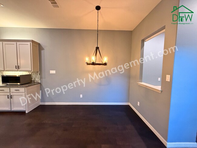 Building Photo - Spacious 3-Bedroom Townhome in Prime Arlington Location – Stylish, Modern, and Move-In Ready!