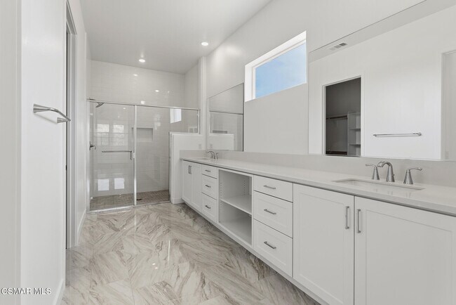 Building Photo - 24582 Camino Canoa