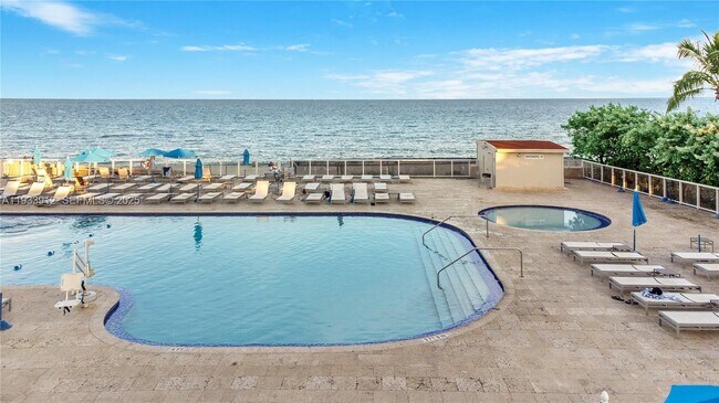 Building Photo - 19201 Collins Ave