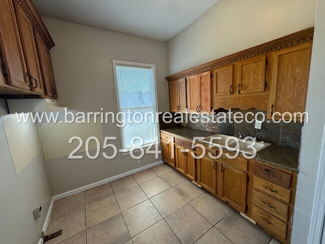 Building Photo - 5521 Court I