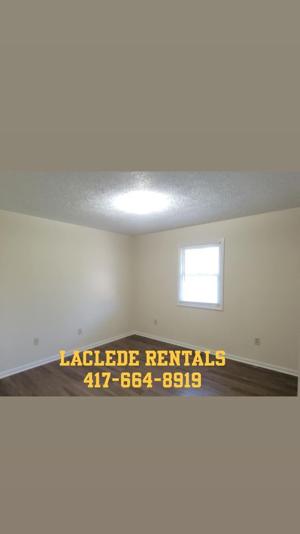 Building Photo - 2 BED 2 BATH DUPLEX FOR RENT