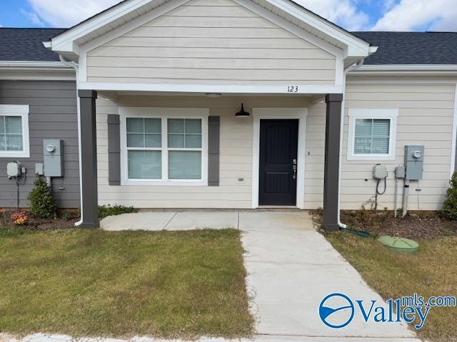 Building Photo - 123 Foster Wy Dr