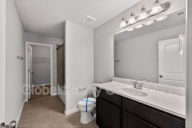 Building Photo - 10426 Rosalina Lp