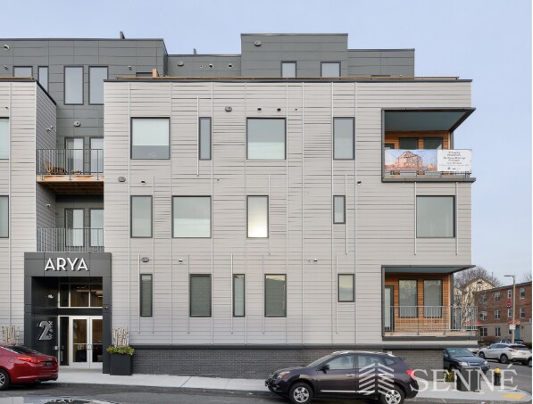 Building Photo - 2 W 6th St