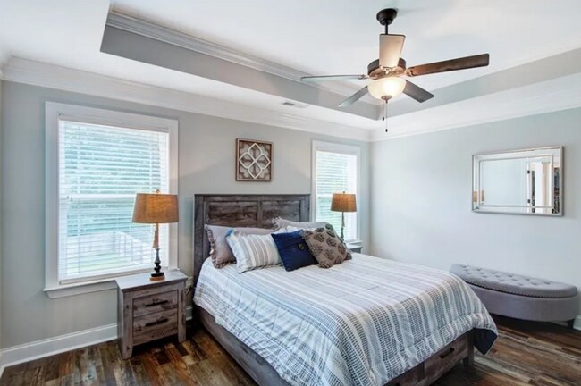 Building Photo - 232 Streams Way