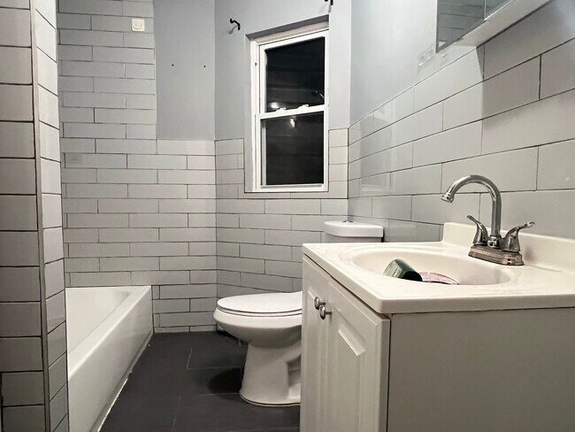 Building Photo - 113 Ocean Ave