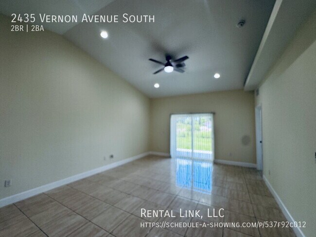 Building Photo - 2435 Vernon Ave S