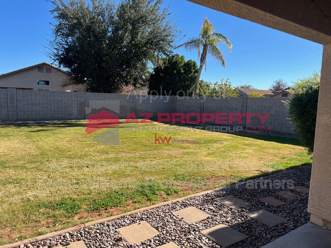 Building Photo - 20919 N 86th Dr