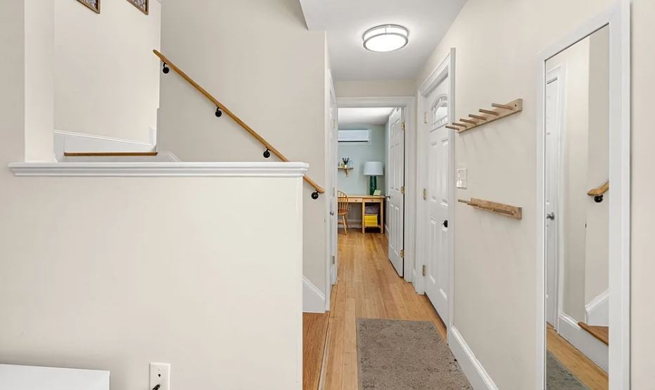 Building Photo - 20 Planters St