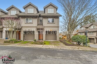 Building Photo - Spacious Home with High Ceilings and Modern Comforts!