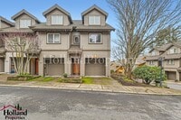 Building Photo - Spacious Home with High Ceilings and Modern Comforts!