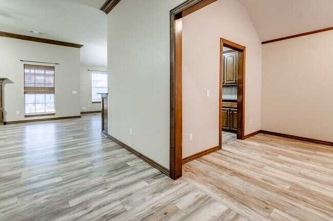 Building Photo - 3520 SW 127th St