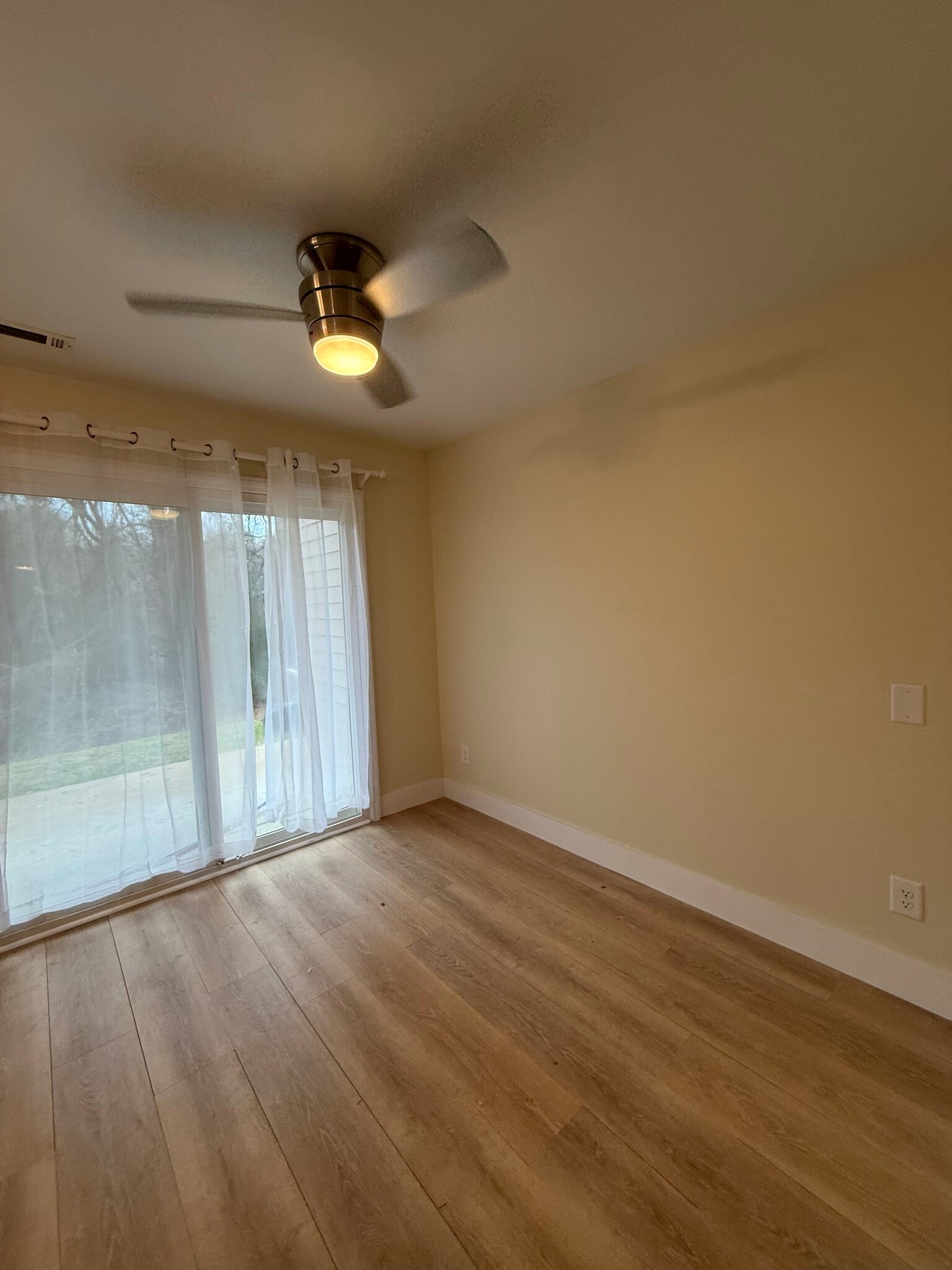 Building Photo - 104 Friar Ln