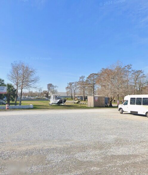 Building Photo - 1240 Avenue A