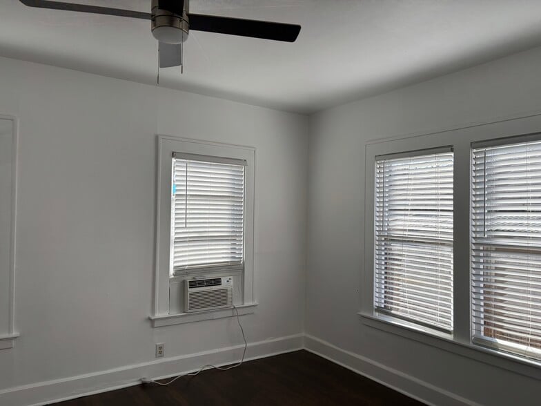 Building Photo - 5638 Richard Ave