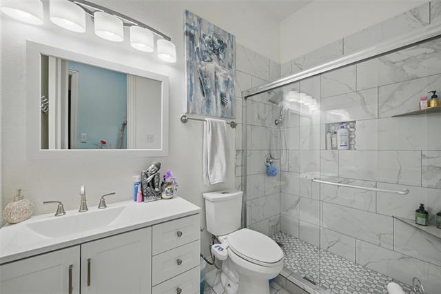 Building Photo - 205 Tuscany Ct