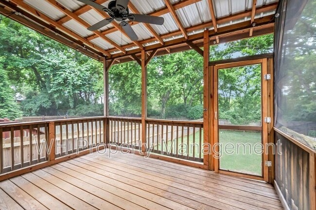 Building Photo - 541 Eastboro Dr