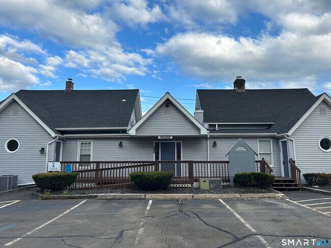 Building Photo - 1810 Dixwell Ave