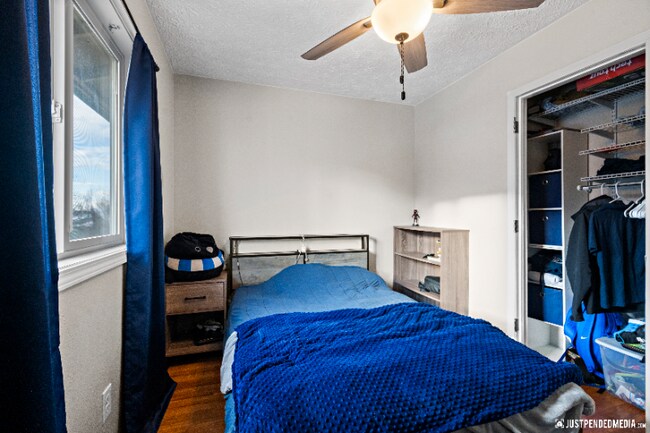 Building Photo - 9202 Cam Island Cir