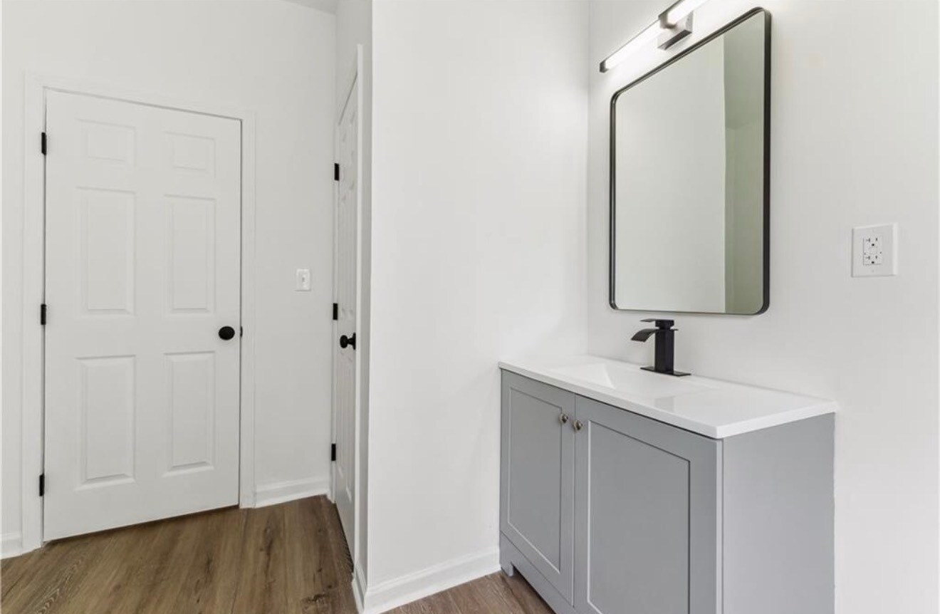 Building Photo - 437 Collier Ridge Dr NW