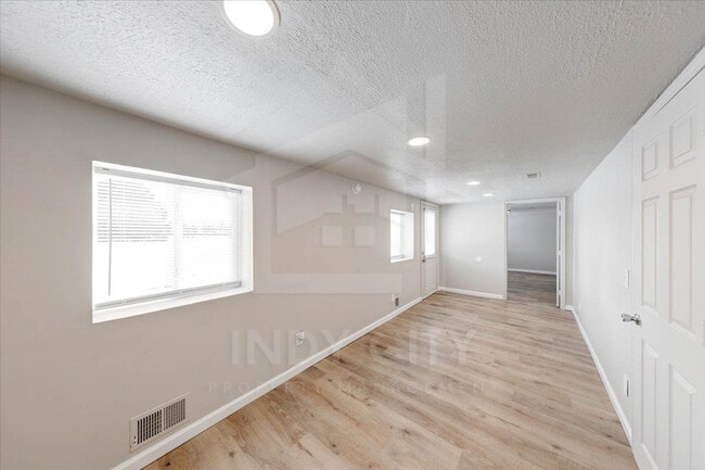 Building Photo - 2918 W Mooresville Rd