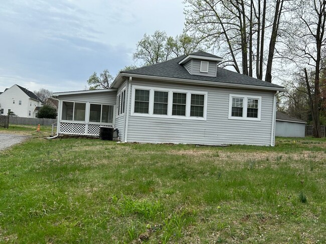 Primary Photo - 6340 Bell Station Rd