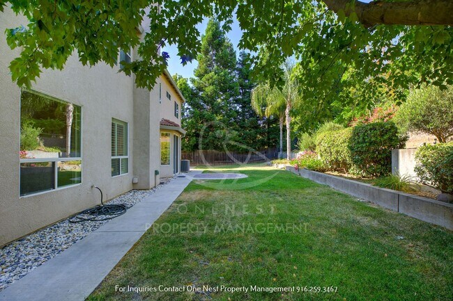 Building Photo - Rocklin beauty, 5 bdrm, 3.5 bth + bonus room!