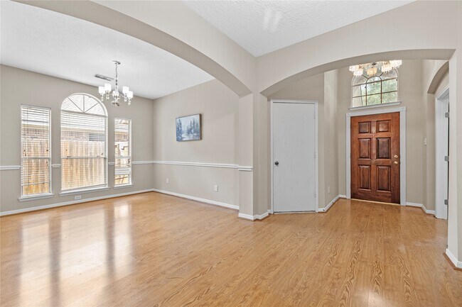 Building Photo - 8619 Bridge Park Dr