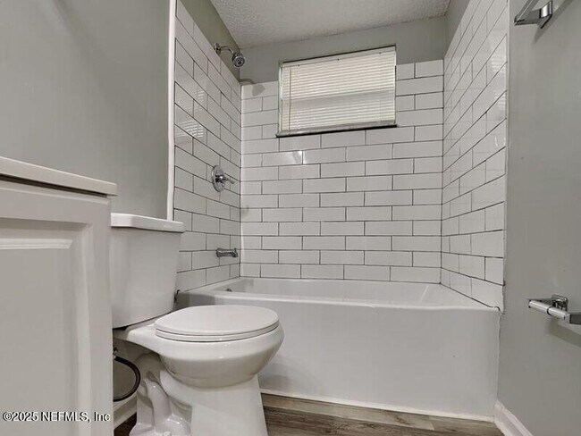 Building Photo - 7783 Allspice Cir E