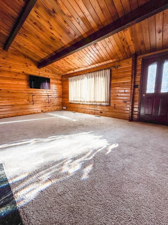 Building Photo - Cozy 2 bed/ 1 bath- Dog Friendly House